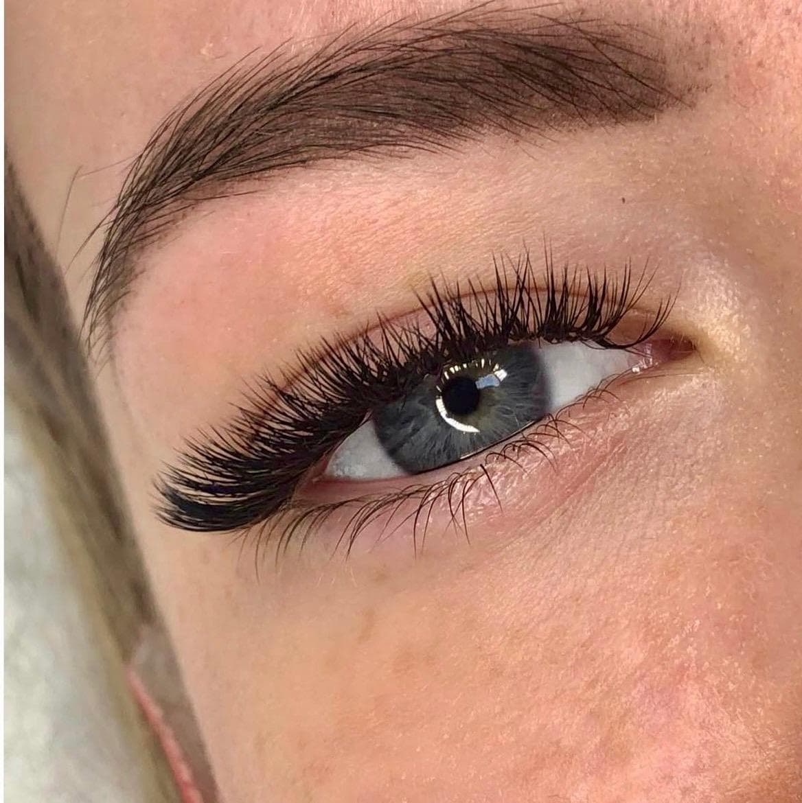 Lash Extensions at Olive Beauty